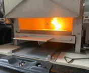 火葬車内部1